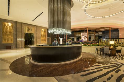 solaire sky tower|A look at one of Manila’s few *real* 5.